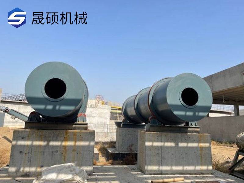 濰坊欣龍污水處理非標設備現場